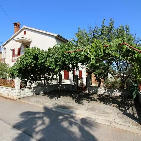 Franjo Near Center Пореч